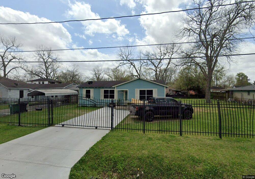 4032 Jewel St, Houston, TX 77026 - photo 1
