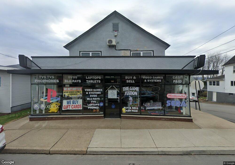 542 S Main St, Old Forge, PA 18518 - photo 1