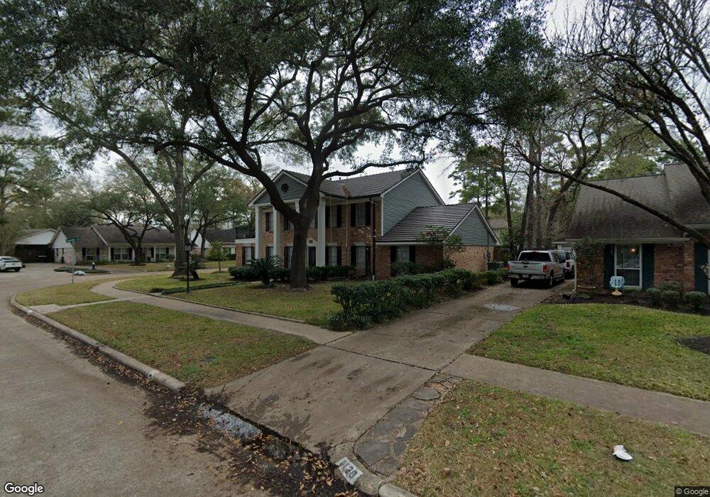 1122 Cheshire Ln, Houston, TX 77018 - photo 1