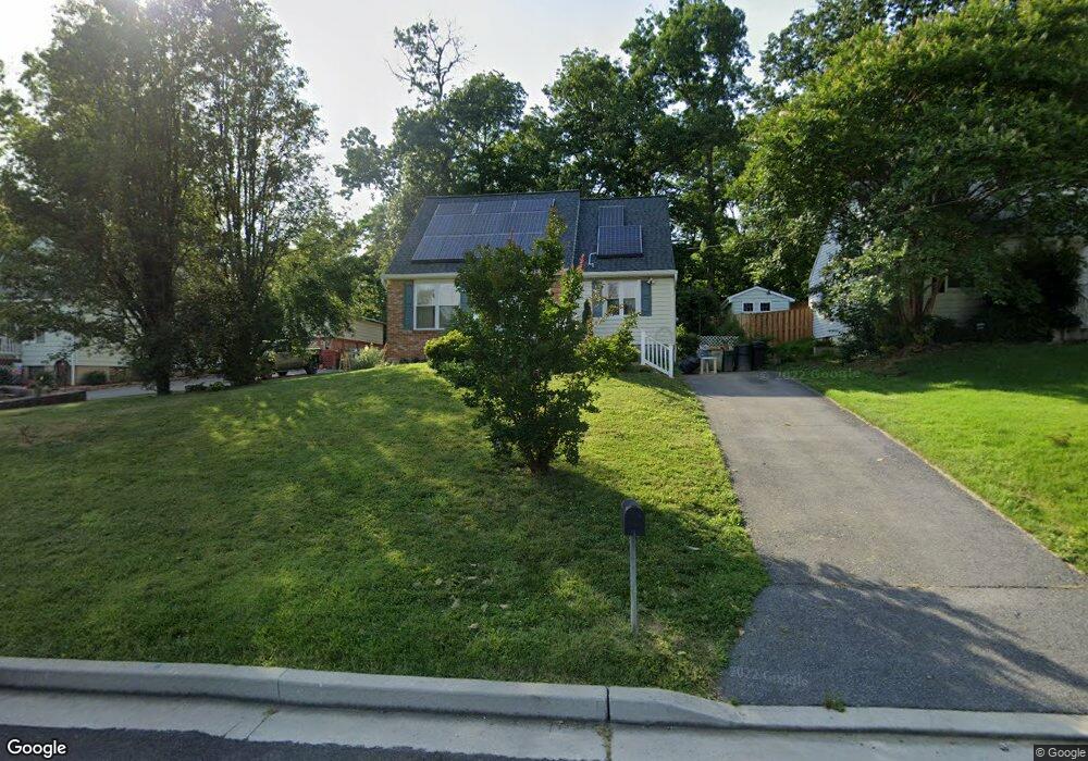 714 Woodland Dr, Halethorpe, MD 21227 - photo 1