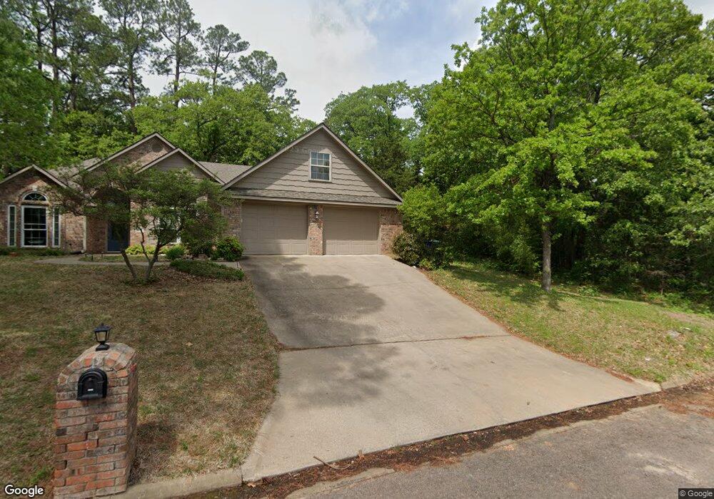 1301 S Hyde Park Ave, Denison, TX 75020 - photo 1