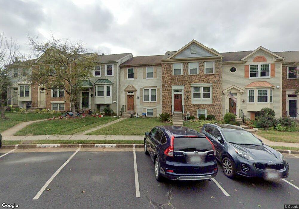 3709 Mazewood Ln, Fairfax, VA 22033 - photo 1