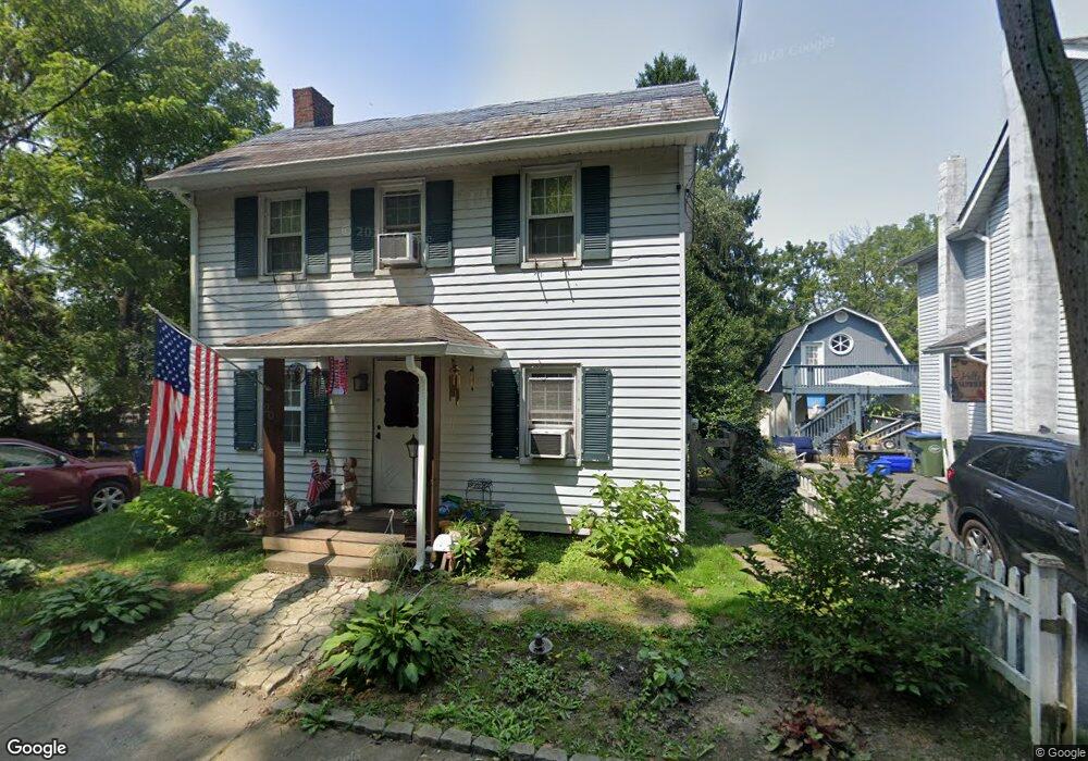 20 North St, Bloomsbury, NJ 08804 - photo 1