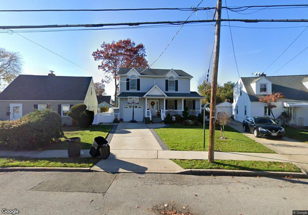 18 Horton Rd, Valley Stream, NY 11581 - photo 1