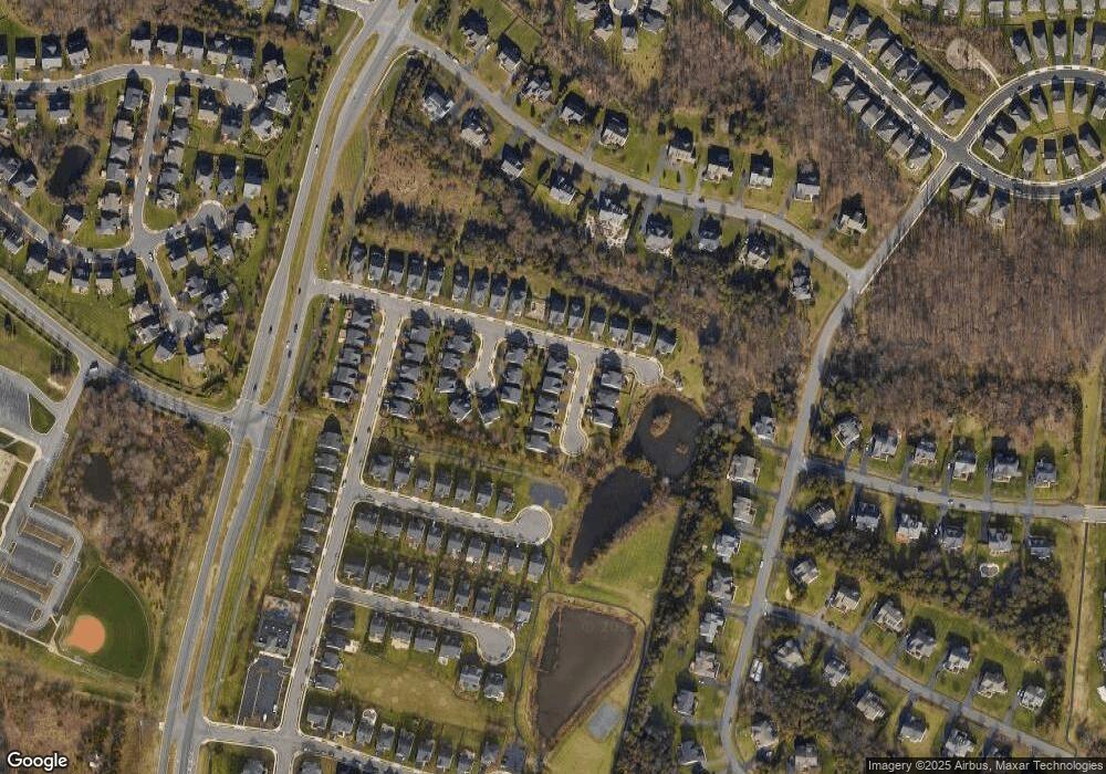 25001 Virginia Pine Ct, Chantilly, VA 20152 - photo 1