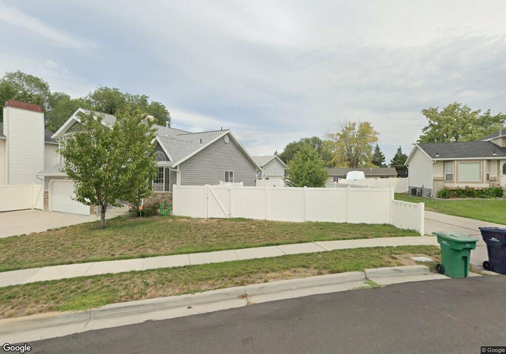 197 E Handcart Way, Sandy, UT 84070 - photo 1