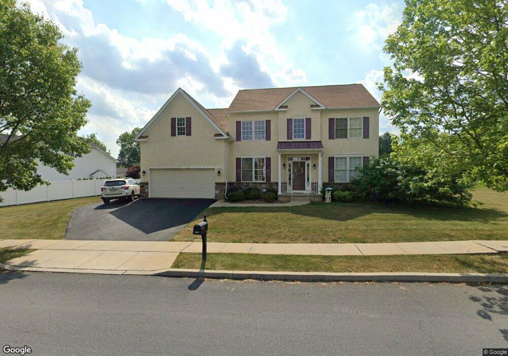 4595 Lisa Ln, Allentown, PA 18103 - photo 1