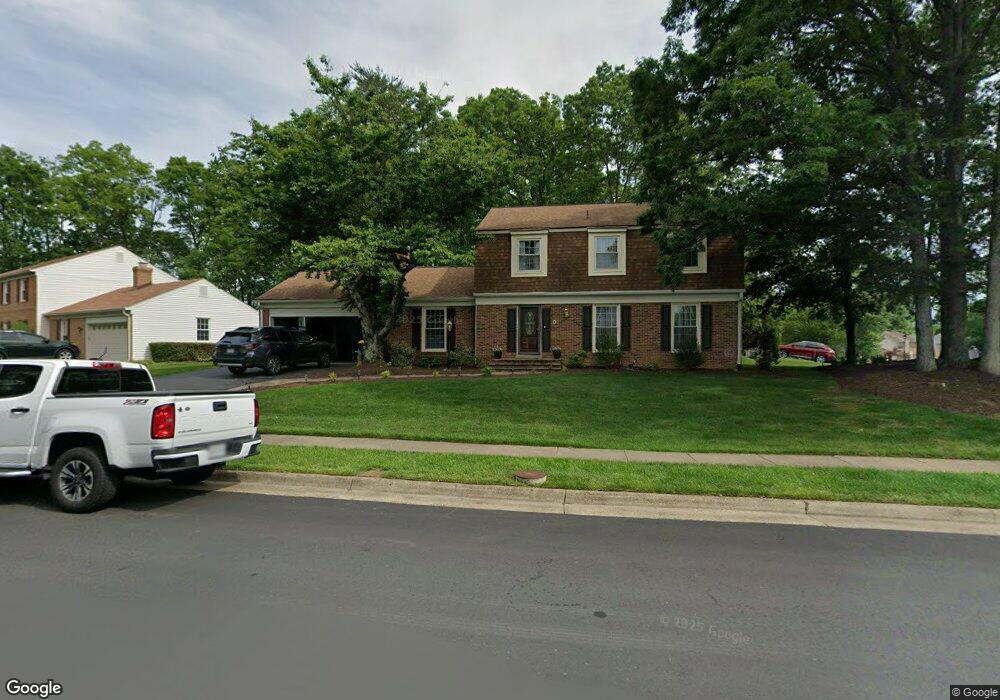 8925 Peoria Ct, Springfield, VA 22153 - photo 1