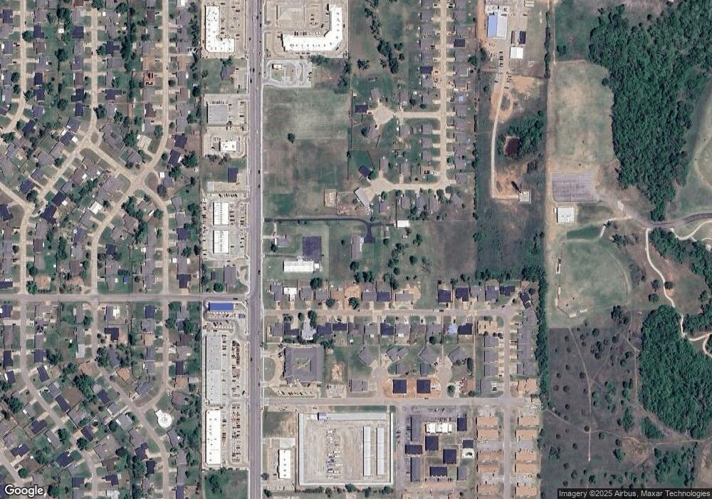 4009 N Kickapoo Ave unit AVE 1/2, Shawnee, OK 74804 - photo 1