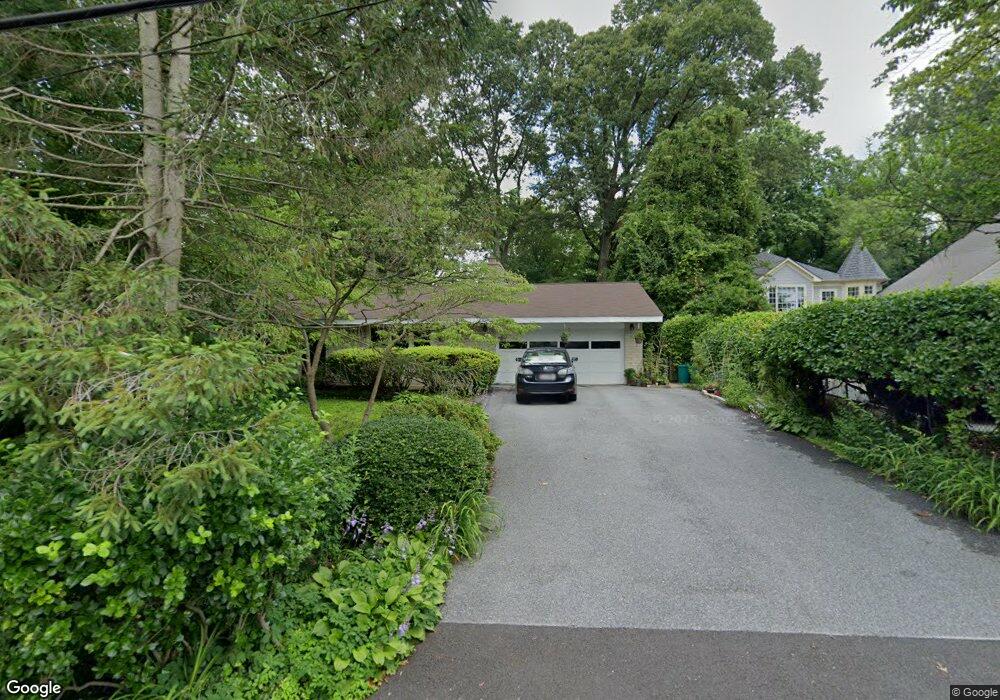 8217 Caraway St, Cabin John, MD 20818 - photo 1