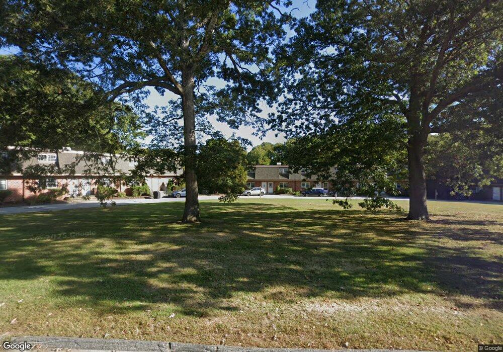 39 Ash Dr unit 8, Gales Ferry, CT 06335 - photo 1