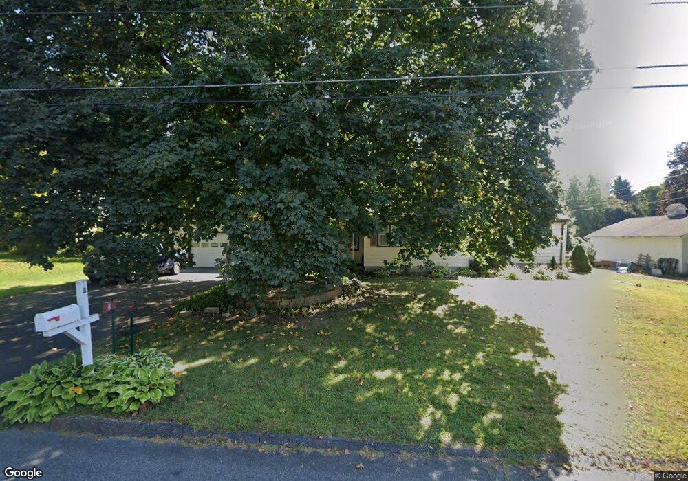 8 Country Ln, South Hadley, MA 01075 - photo 1