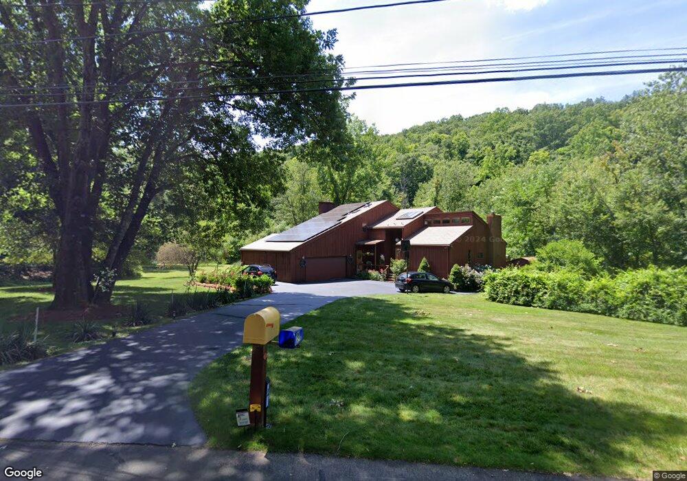 24 Stuart Dr, Bloomfield, CT 06002 - photo 1