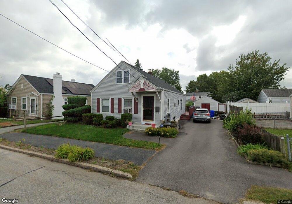 421 Carter Ave, Pawtucket, RI 02861 - photo 1