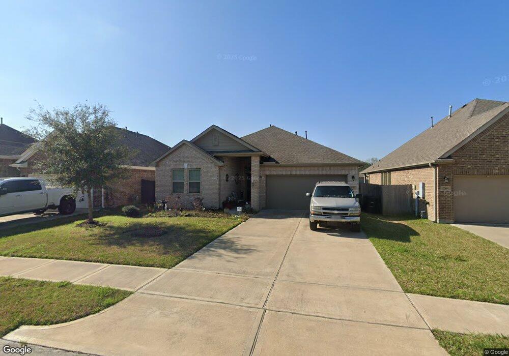 1741 Shane Trail Dr, Alvin, TX 77511 - photo 1