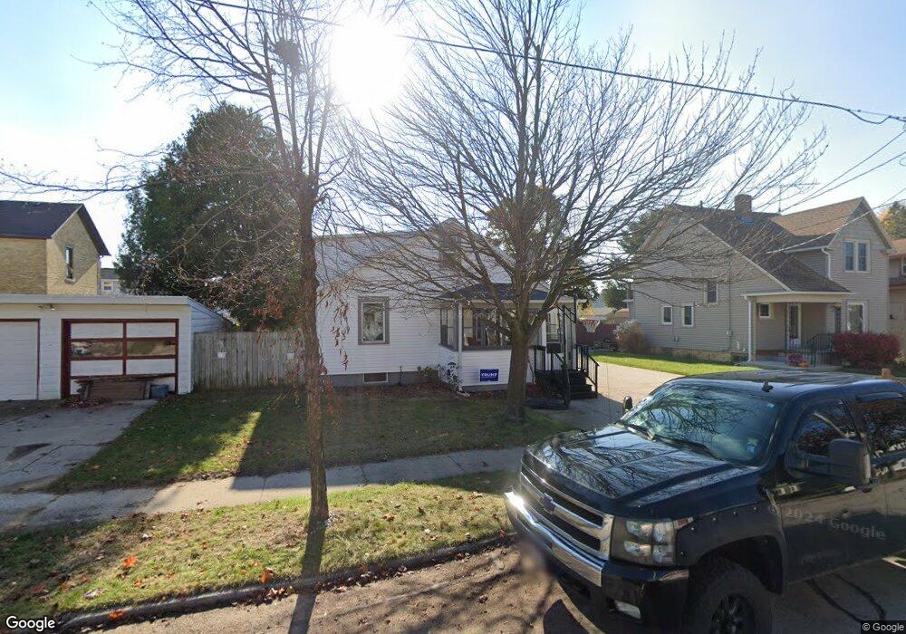 1609 25th St, Two Rivers, WI 54241 - photo 1