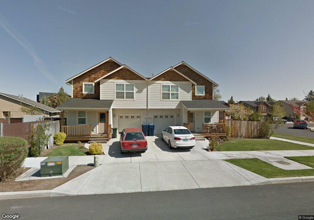 1064 NE Glenshire Place unit 1 & 2, Bend, OR 97701 - photo 1