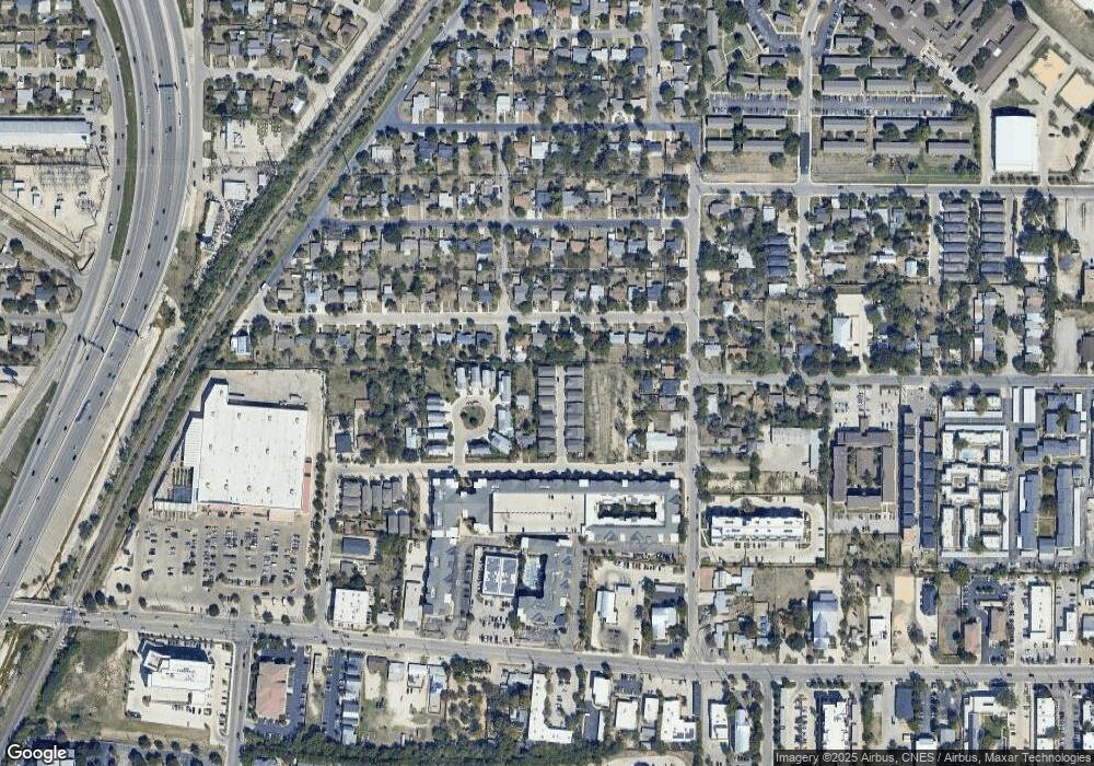 1511 E Sandalwood Ln unit 3, San Antonio, TX 78209 - photo 1