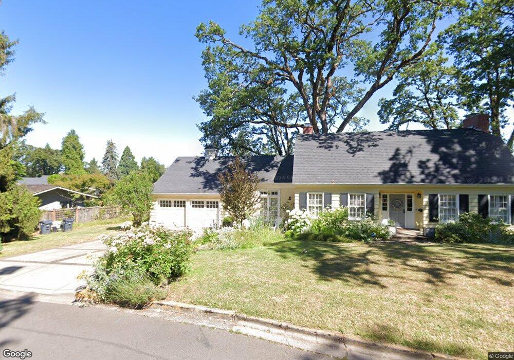 2575 Fairmount Blvd, Eugene, OR 97403 - photo 1