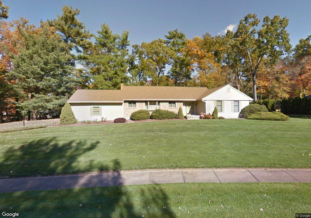 168 Lincoln Dr, Glastonbury, CT 06033 - photo 1