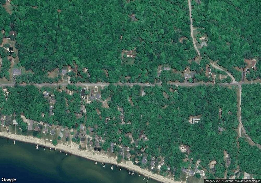 1004 S 8th St, Au Gres, MI 48703 - photo 1