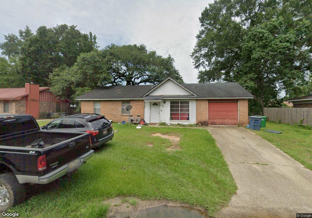 10421 Riverbend Cir, Moss Point, MS 39562 - photo 1