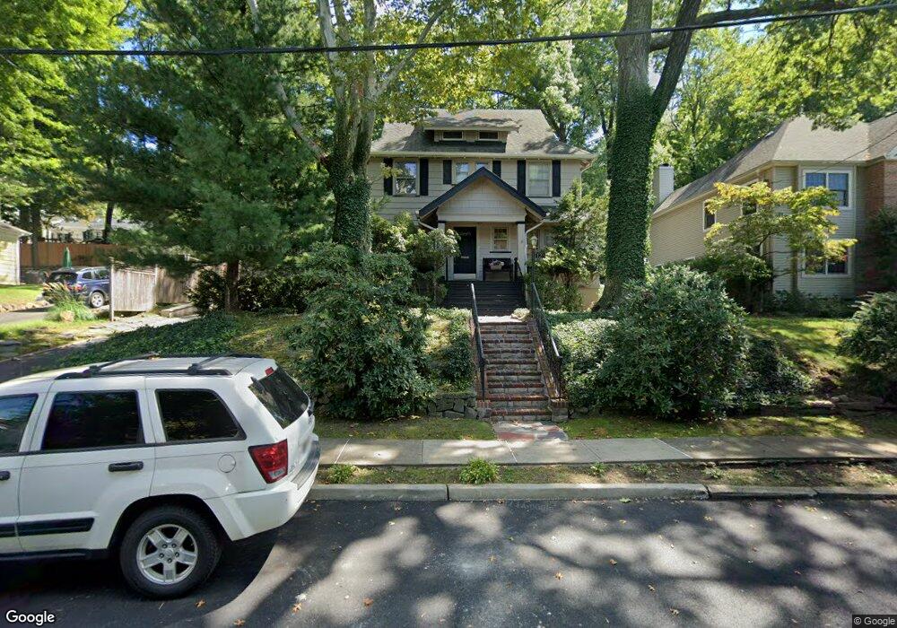 125 Palmer Place, Leonia, NJ 07605 - photo 1