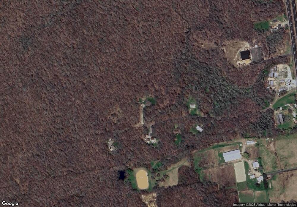 147 Winsome Dr, Saunderstown, RI 02874 - photo 1