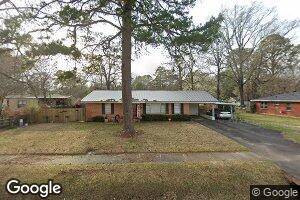 607 S Spruce St, Vivian, LA 71082
