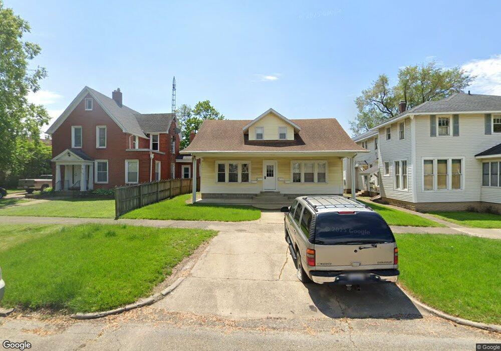 1617 Lafayette Ave, Mattoon, IL 61938 - photo 1