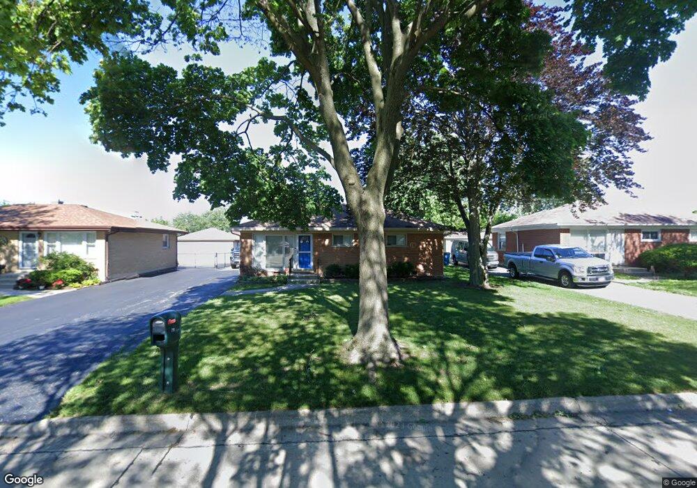 711 N Kenilworth Ave, Elmhurst, IL 60126 - photo 1