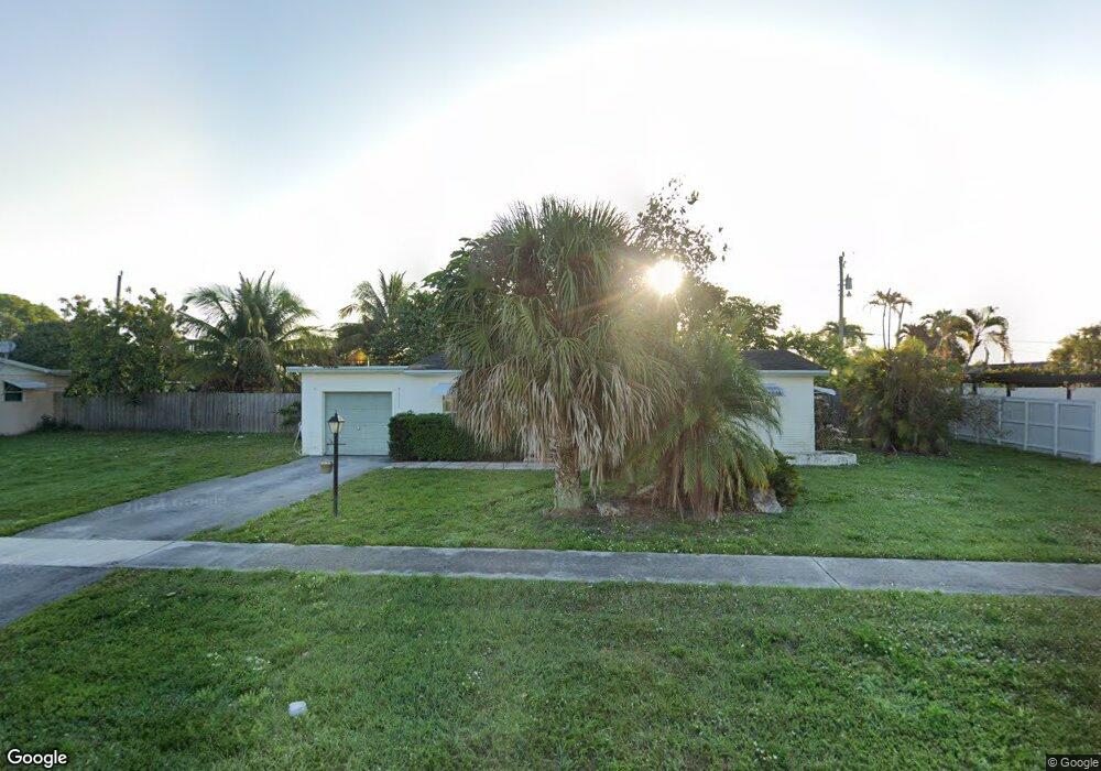 1638 Woodland Ave, West Palm Beach, FL 33415 - photo 1