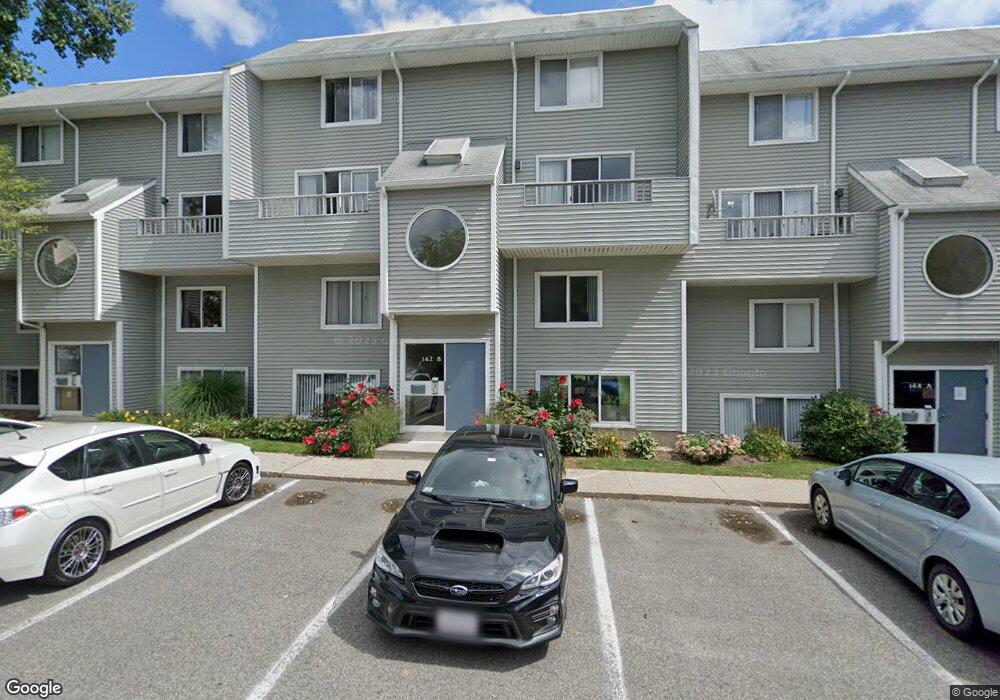 142 N Beacon St unit A3, Boston, MA 02135 - photo 1