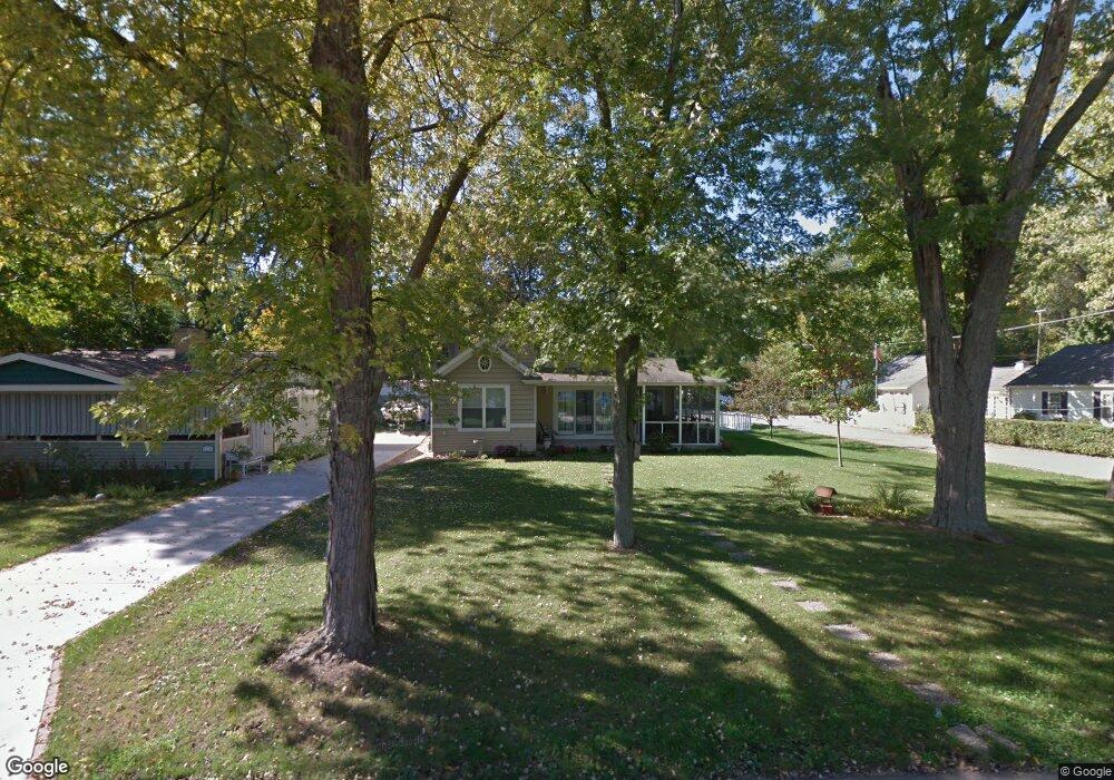 61172 Howell Dr, Cassopolis, MI 49031 - photo 1