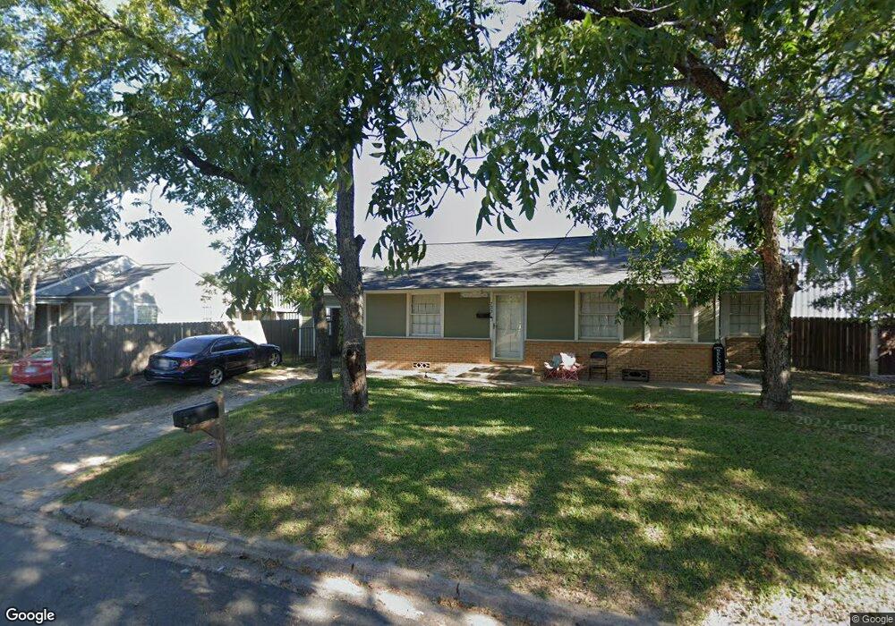 722 Home Ave, Nacogdoches, TX 75964 - photo 1