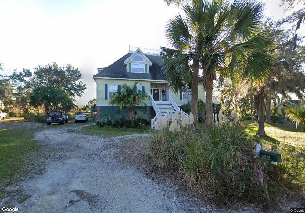 2601 Seabreeze Dr SE, Darien, GA 31305 - photo 1