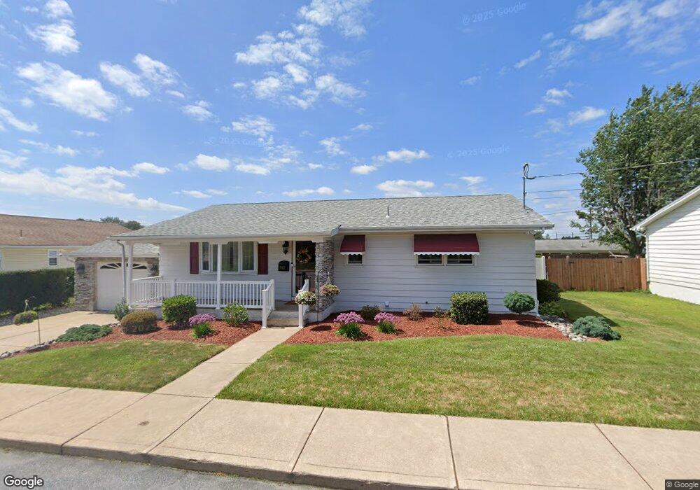 940 Mckinley St, Hazleton, PA 18202 - photo 1