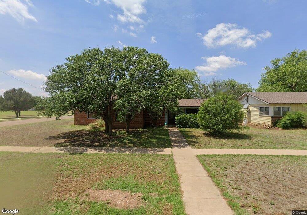 1201 Travis St, Plainview, TX 79072 - photo 1