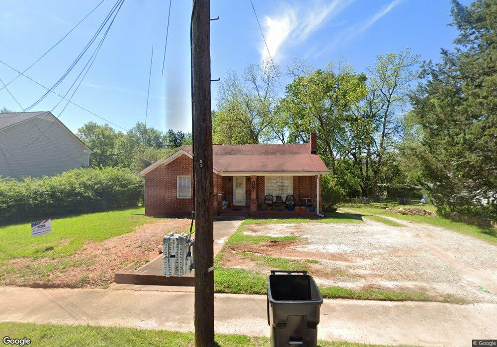 331 Forsyth St, Barnesville, GA 30204 - photo 1