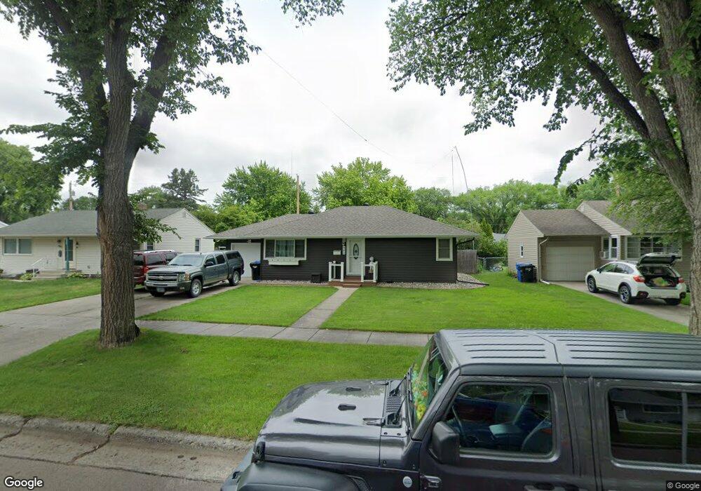 401 23rd Ave N, Fargo, ND 58102 - photo 1