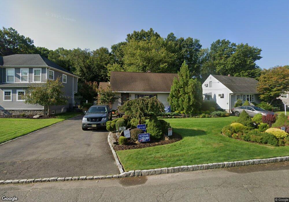 63 Lopez Rd, Cedar Grove, NJ 07009 - photo 1