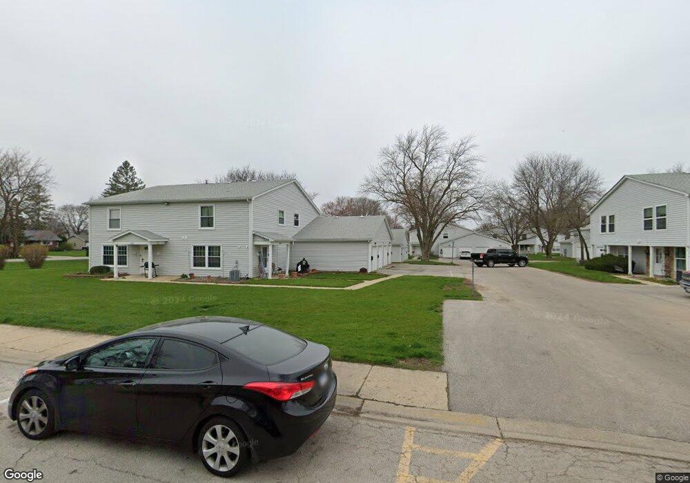 1397 S Glen Cir unit A, Aurora, IL 60506 - photo 1