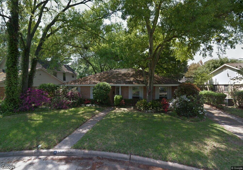 5015 Leafy Hollow Ct, Houston, TX 77018 - photo 1