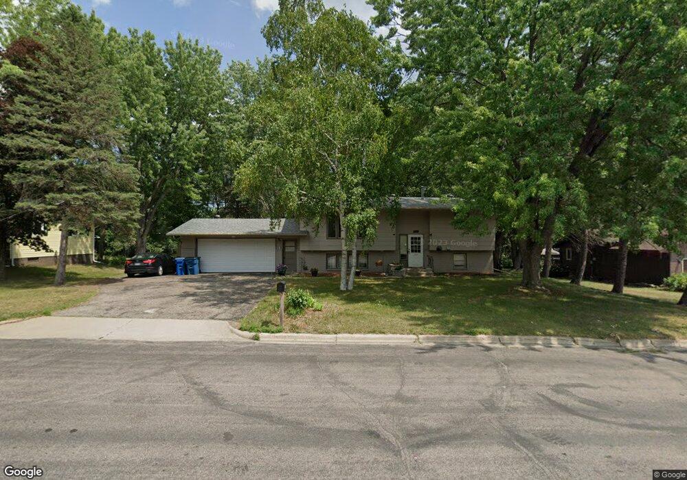 952 6th Ave N, Sauk Rapids, MN 56379 - photo 1