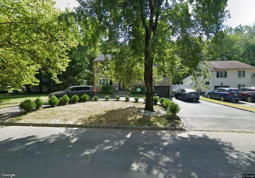 17 Bryant Dr, Livingston, NJ 07039 - photo 1