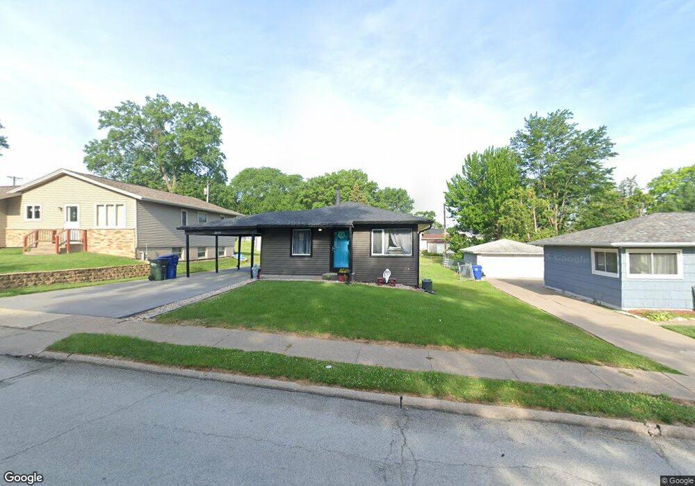 2634 Cedar St, Davenport, IA 52804 - photo 1