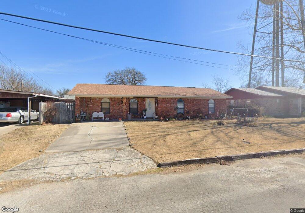 1703 S Hatcher St, Decatur, TX 76234 - photo 1