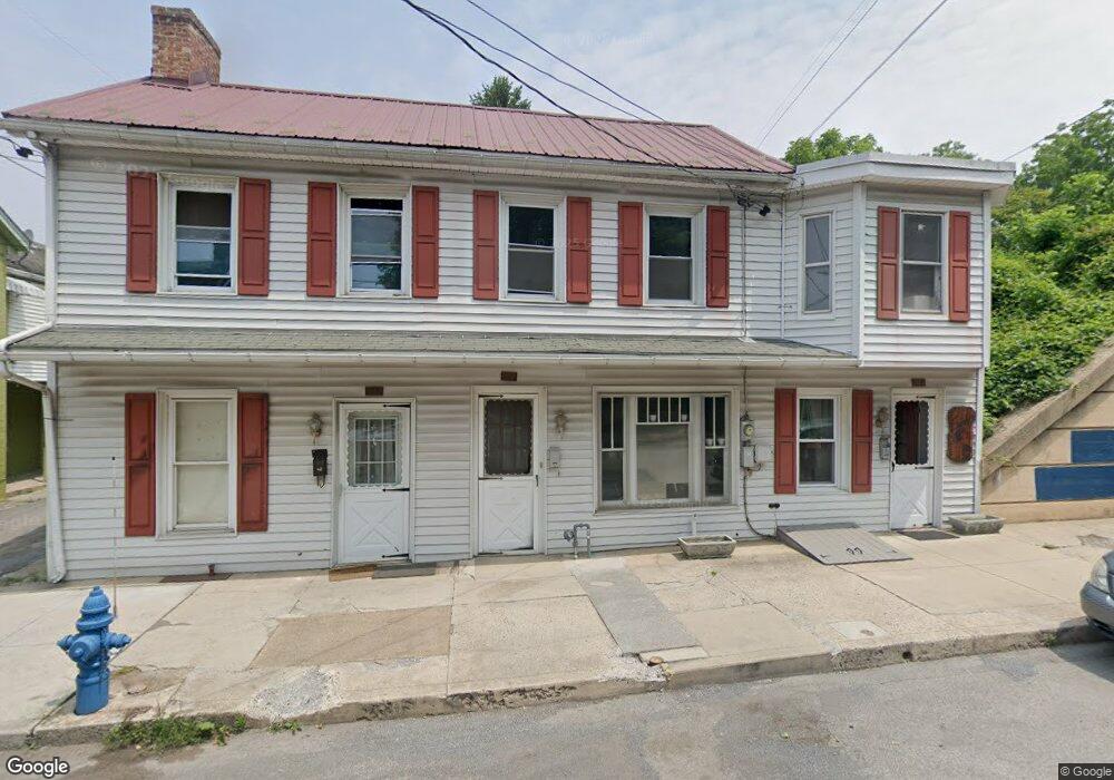 337 E Washington St, Chambersburg, PA 17201 - photo 1