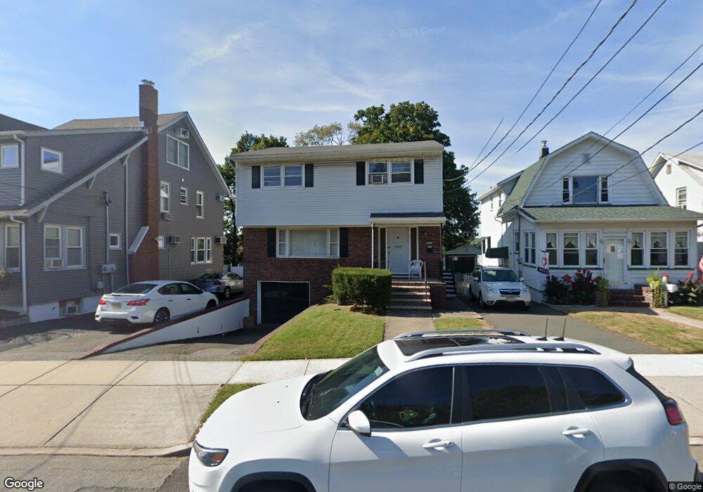 445 Stuyvesant Ave, Lyndhurst, NJ 07071 - photo 1