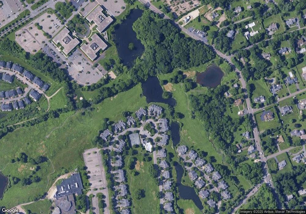 37 Arrowwood Cir, Rye Brook, NY 10573 - photo 1